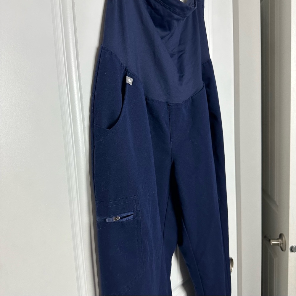 Figs yola maternity skinny jogger